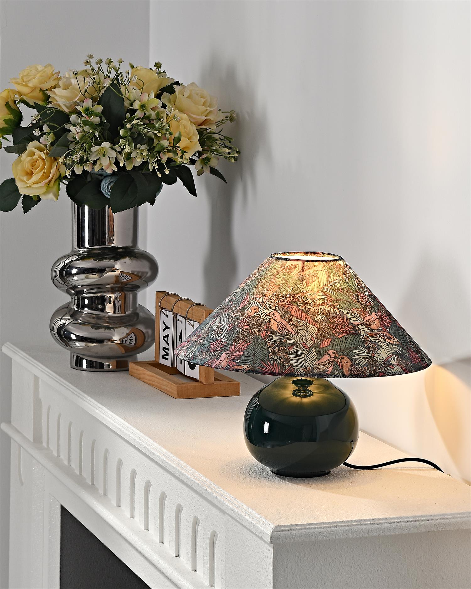 Kalinda Table Lamp | Esilora