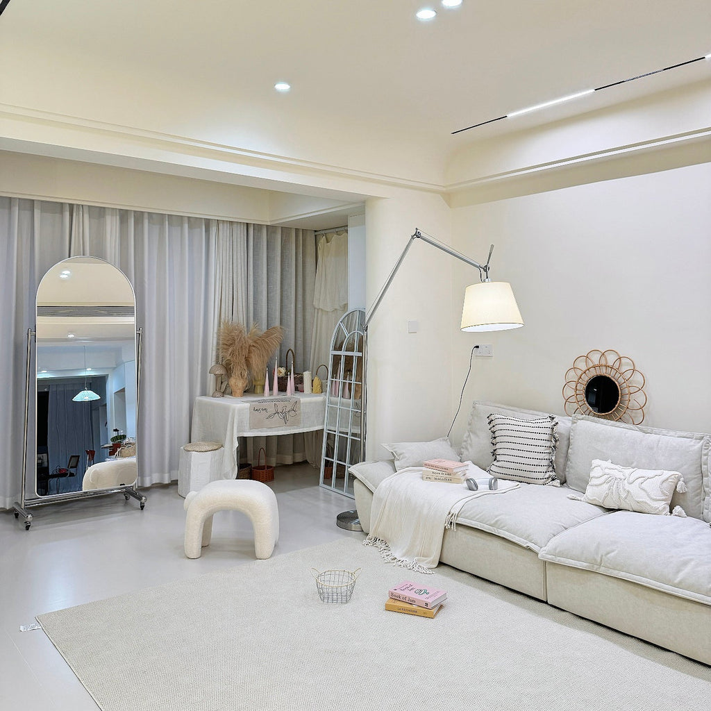 Velthea Floor Lamp | Esilora