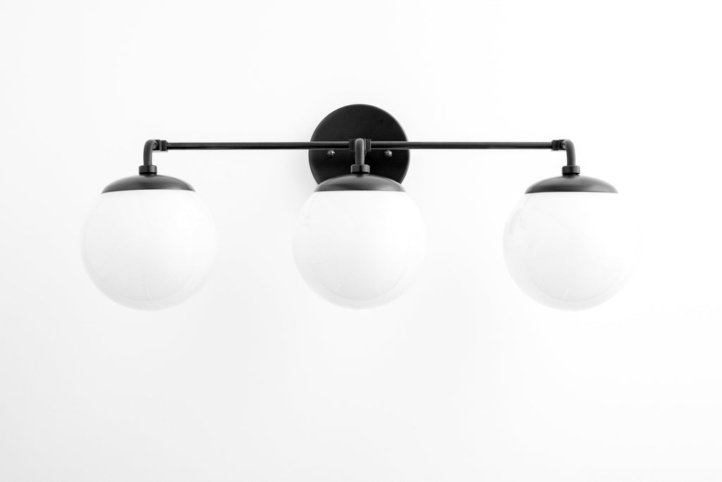 مصباح Glorica Glass الشريطي LED القابل لتعتيم الإضاءة للمرآة – وحدة إضاءة حمّام كروية بسيطة | Esilora