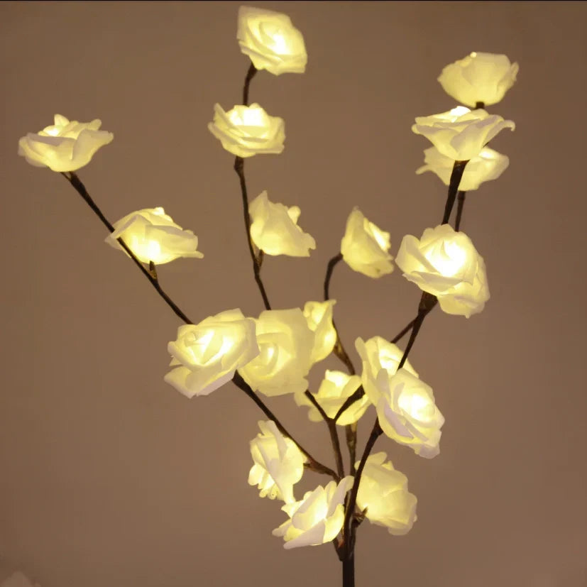 Ramuri decorative LED — lumină alb cald, alimentate cu baterii