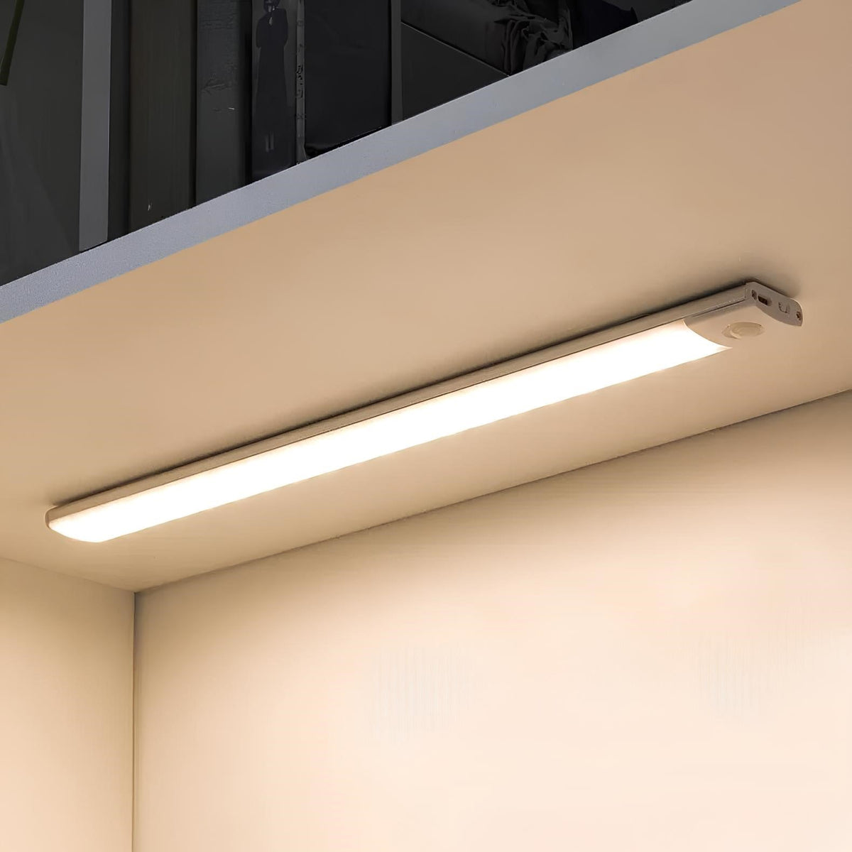 Johdoton LED-liiketunnistinpaneeli — sisäänrakennettu läheisyystunnistin, välitön aktivointi