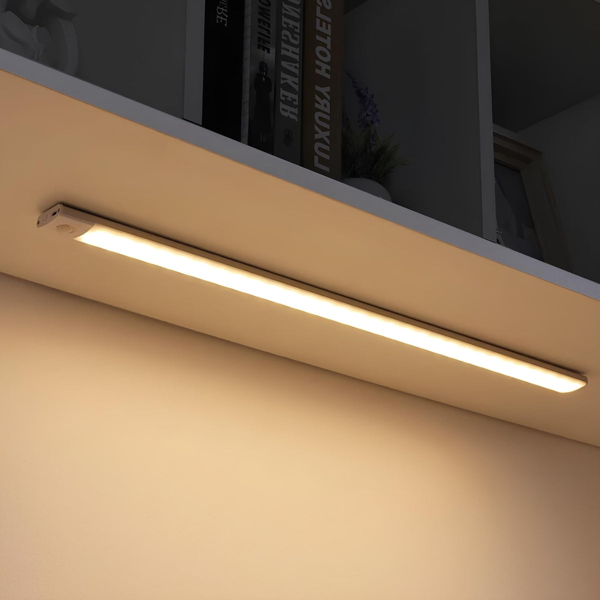 Johdoton LED-liiketunnistinpaneeli — sisäänrakennettu läheisyystunnistin, välitön aktivointi