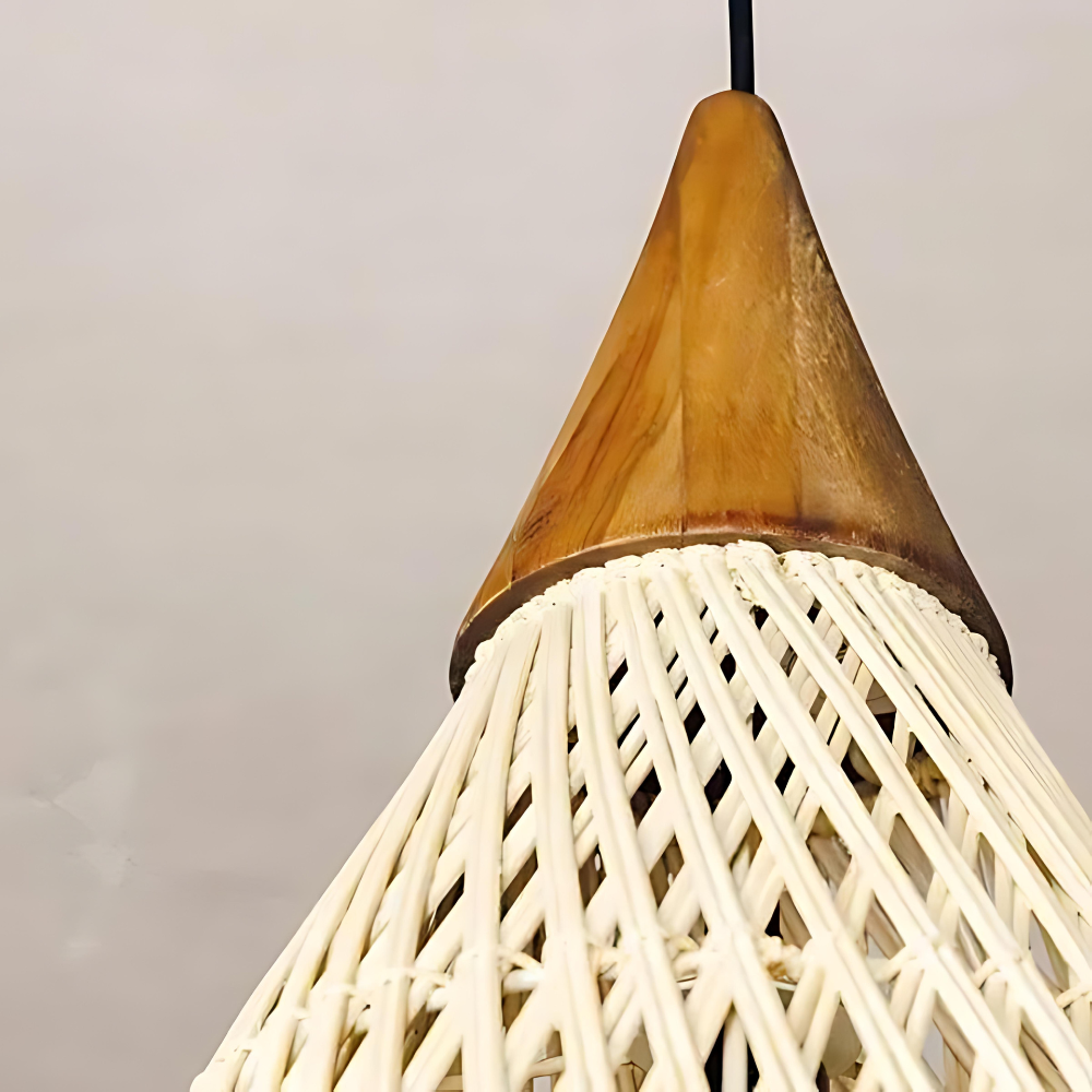 Ręcznie wykonana wisząca lampa z rattanu w formie gobelinu | Esilora