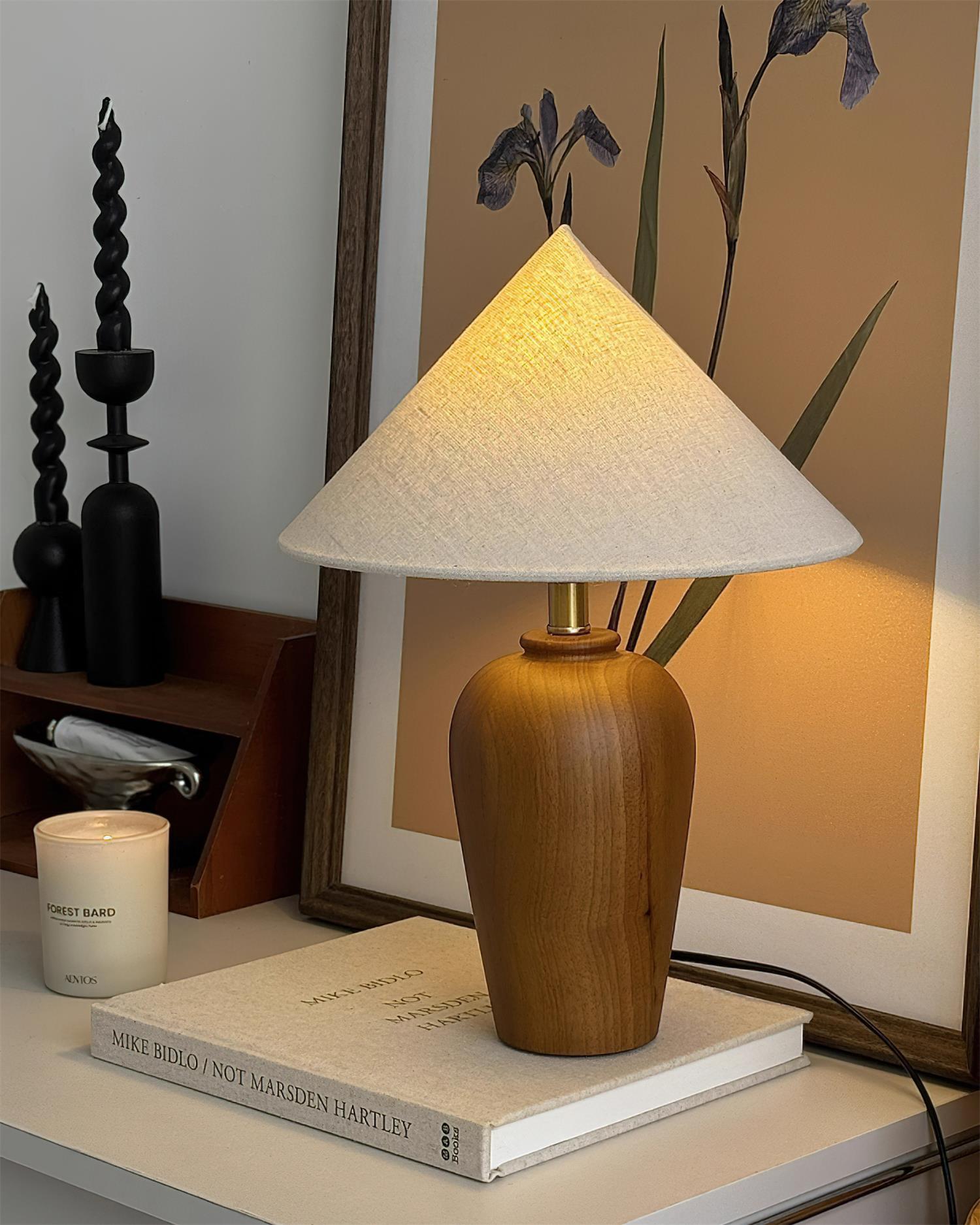 Brayden Wood Table Lamp | Esilora