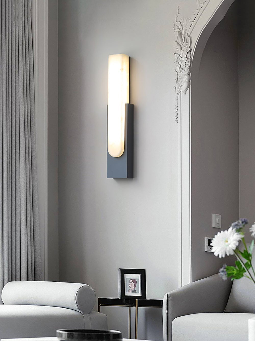 Agatha Alabaster Wall Lamp | Esilora