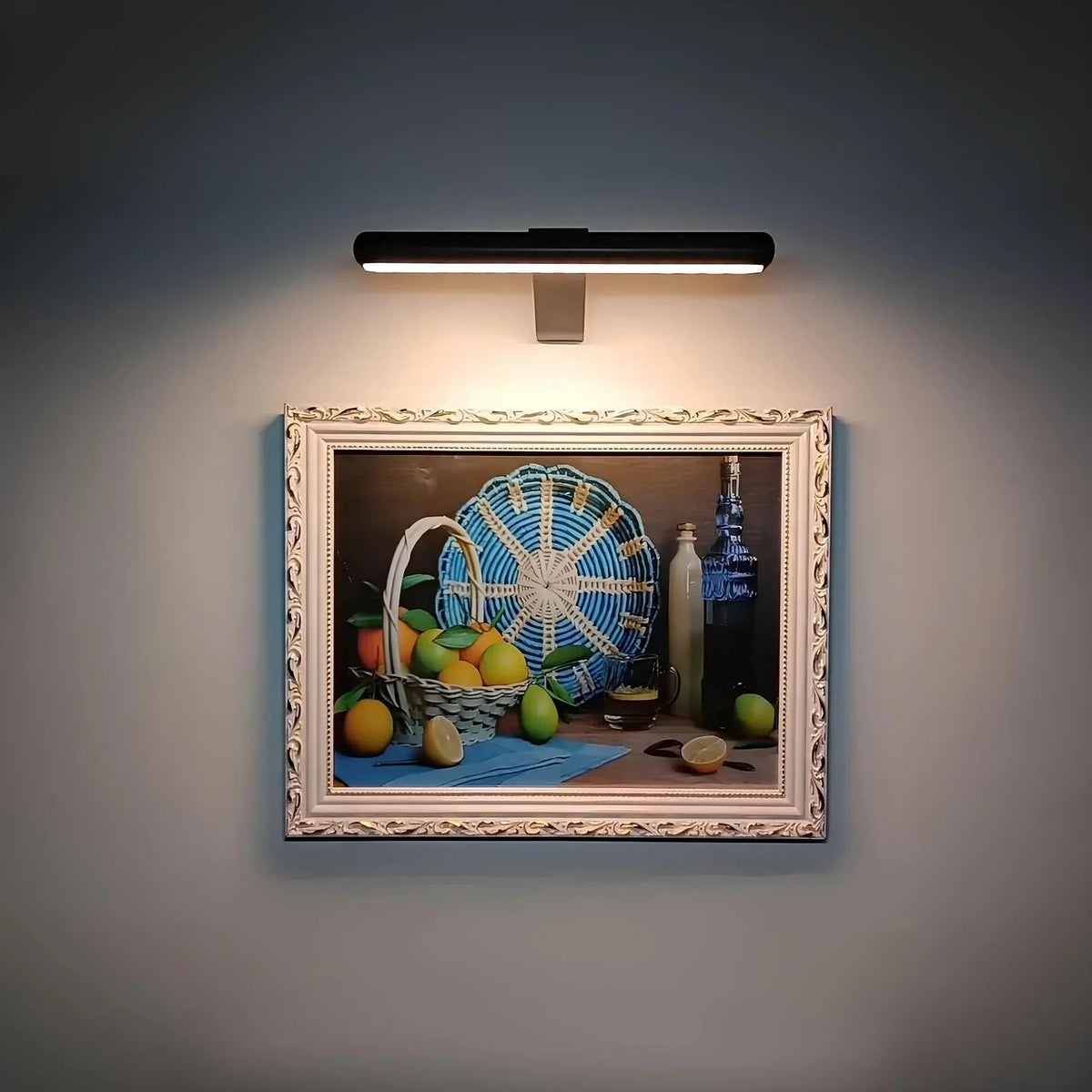 Lampada da parete LED wireless Ardenza — testa rotante a 360° con luminosità regolabile