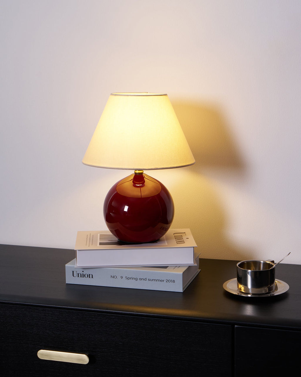 Red Nanu Table Lamp | Esilora