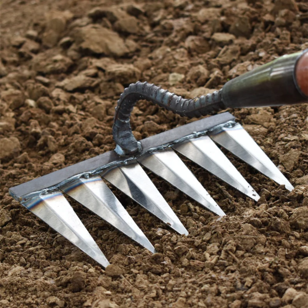 Powerful Root Tool for Effortless Gardening Moments Without Back Pain - Esilora