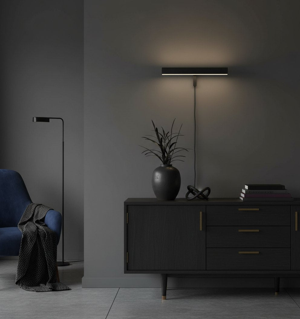 Lampada da galleria Libris in metallo - Design essenziale per esporre opere d’arte in casa | Esilora