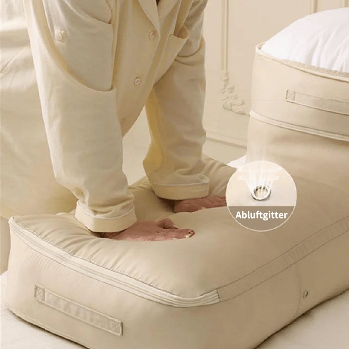 Storage Sack | Space-Saving Without Vacuum | Compressible, Water-Repellent | BeddingBag - Esilora