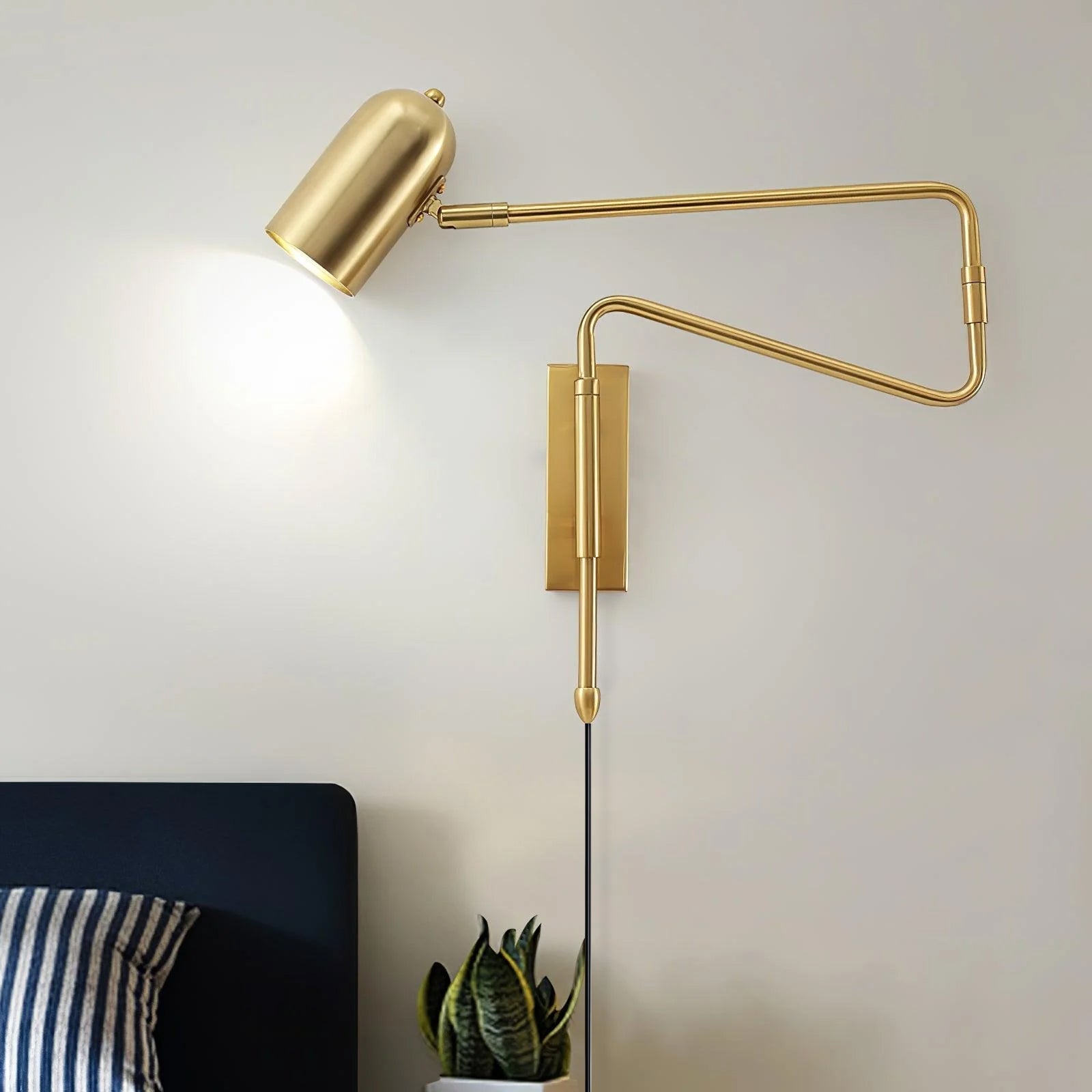 Adjustable Arm Plug In Wall Lamp | Esilora
