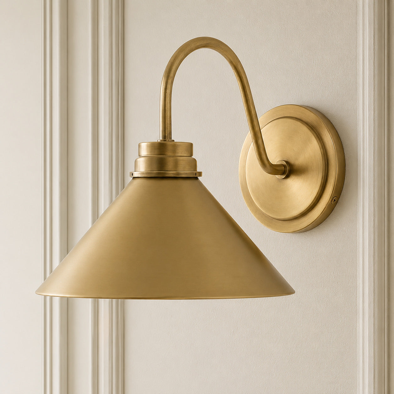 Aurenza Curved Arm Globe Wall Sconce – Modern Industrial Wall Lamp for Bathroom, Bedroom, and Hallway | Esilora