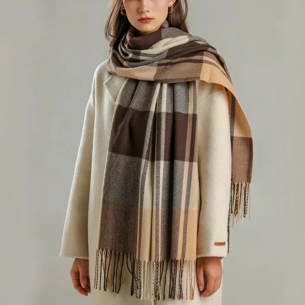 Women's Checkered Pattern Scarf — 90 x 90 cm Square Cut