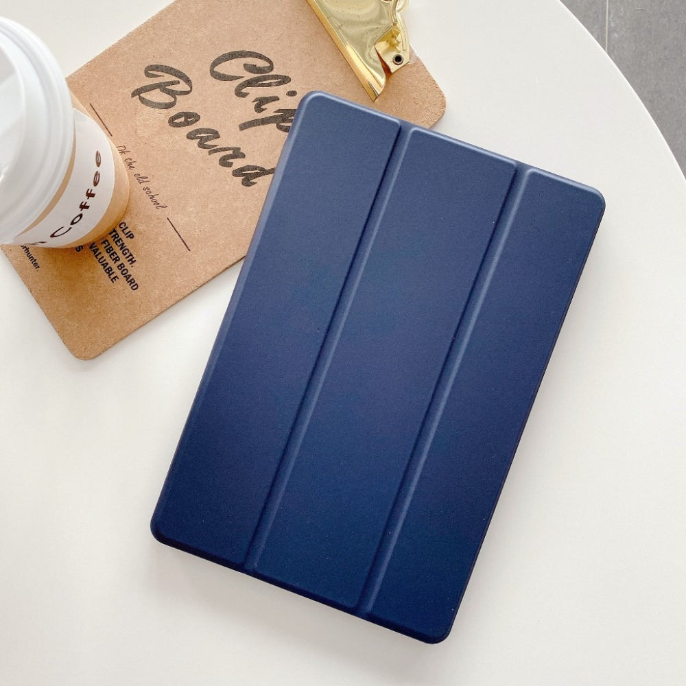 Λεπτή θήκη σιλικόνης για iPad — Ενσωματωμένη μαγνητική πίσω πλευρά
