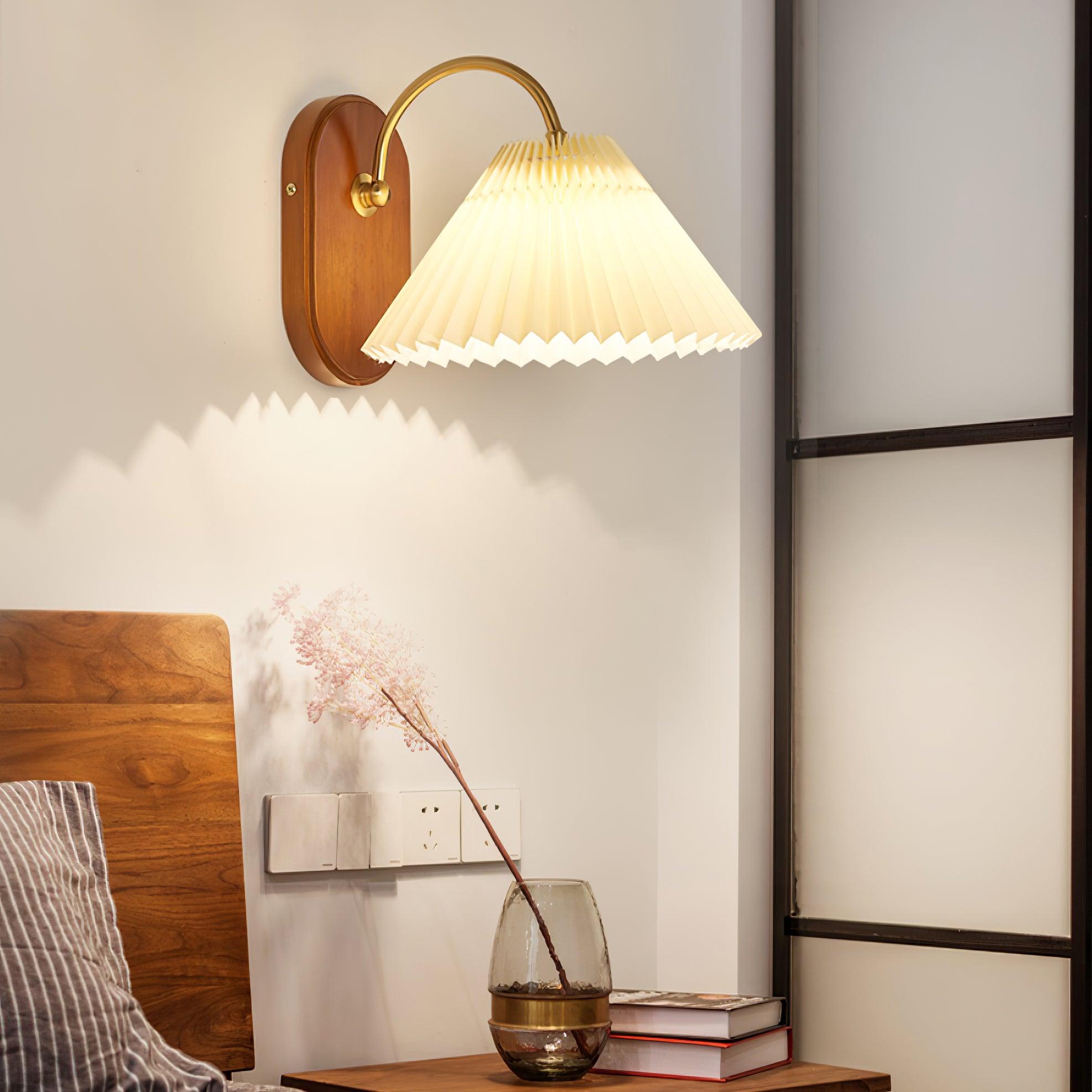 Louise Plug In Wall Lamp | Esilora
