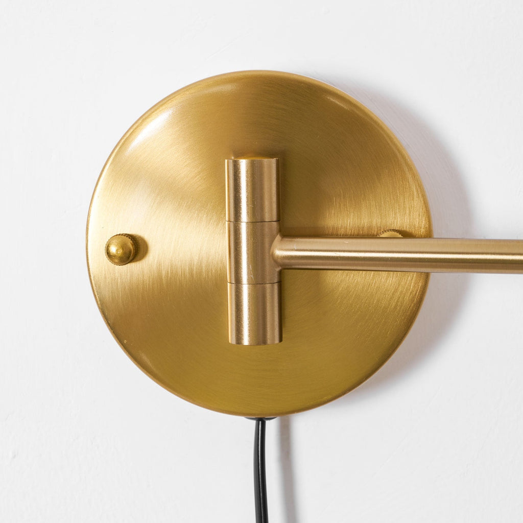 Adjustable Arm Plug In Wall Lamp | Esilora