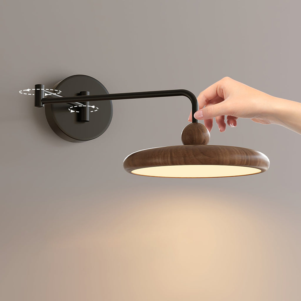 Karlin Plug In Wall Lamp | Esilora