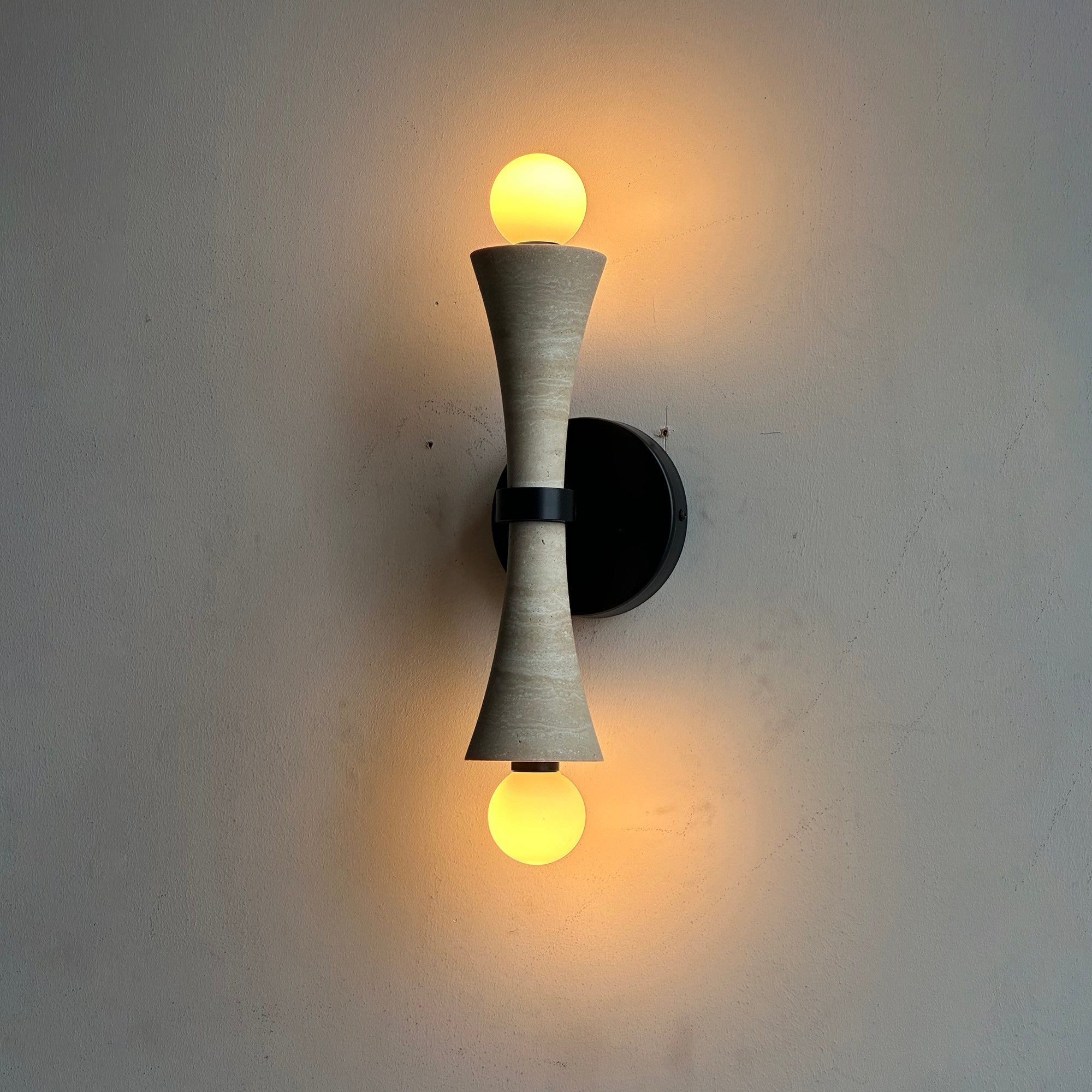 Moderne lineare Wandleuchte – Minimalistische LED-Leuchte für Schlafzimmer Wohnzimmer Flur | Esilora