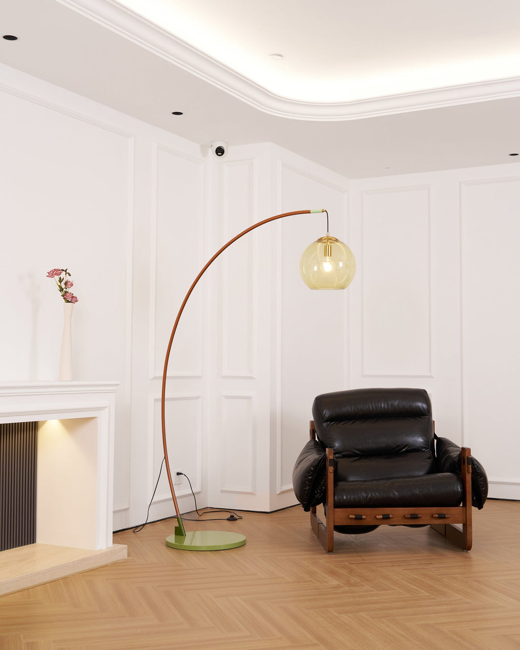 Joni Arc Floor Lamp | Esilora