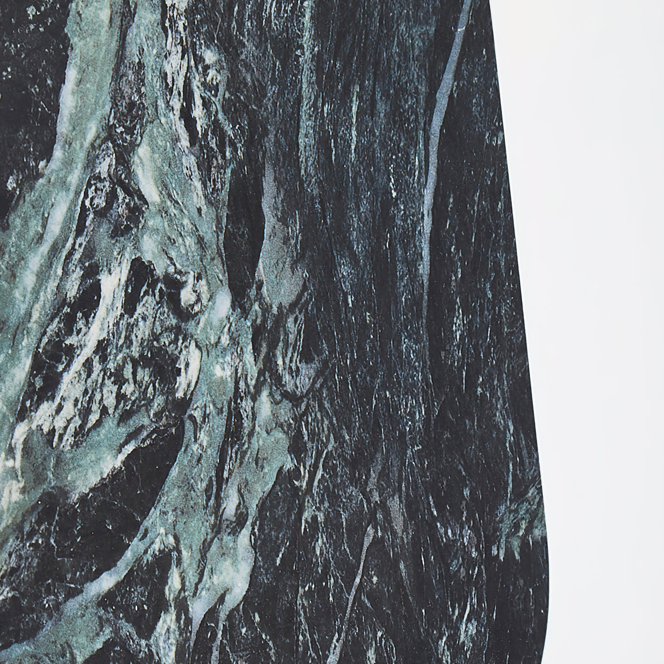 Lucie Oval Wall Lamp | Esilora