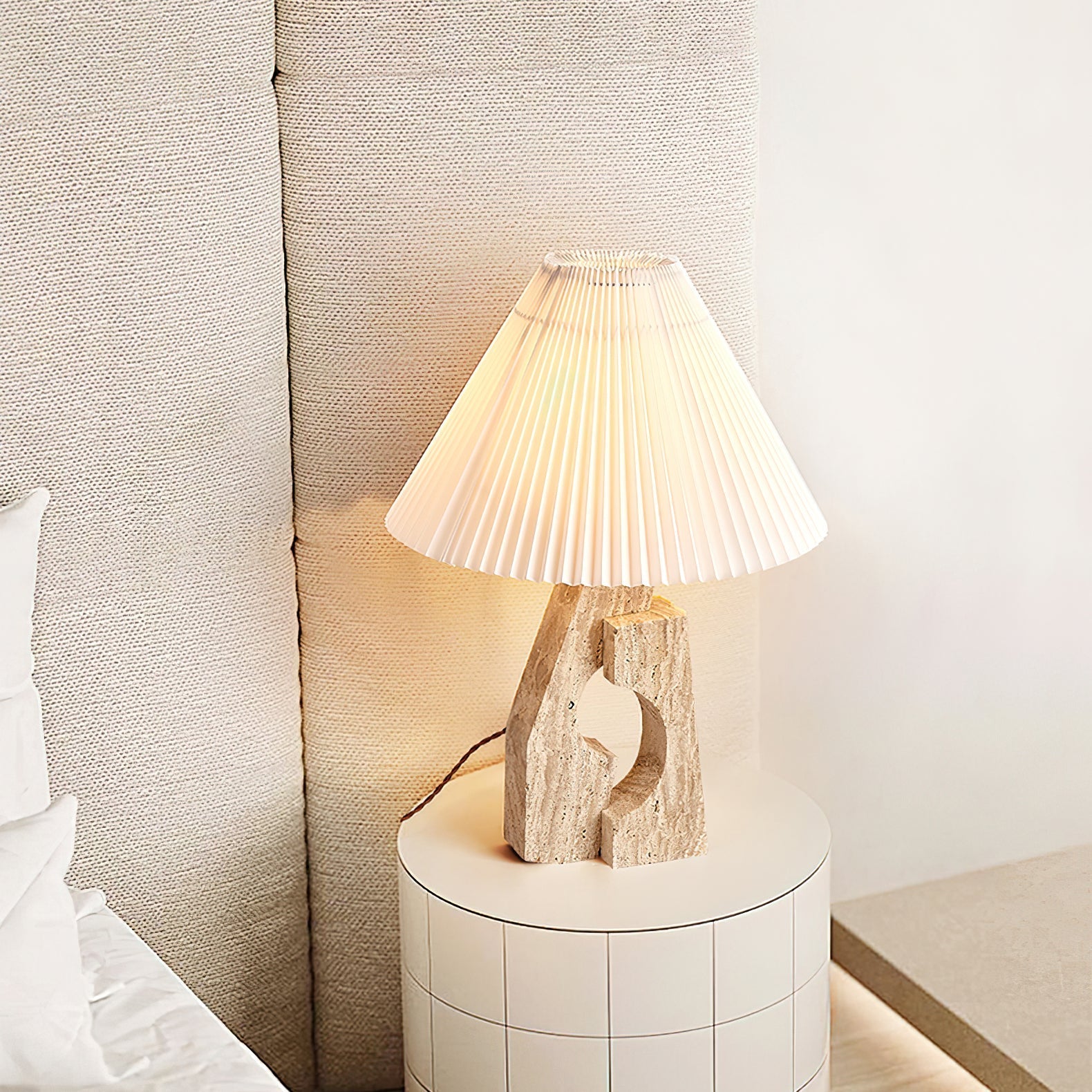 Moderne künstlerische Steinsäulen-Tischlampe Travertin M05 | Esilora