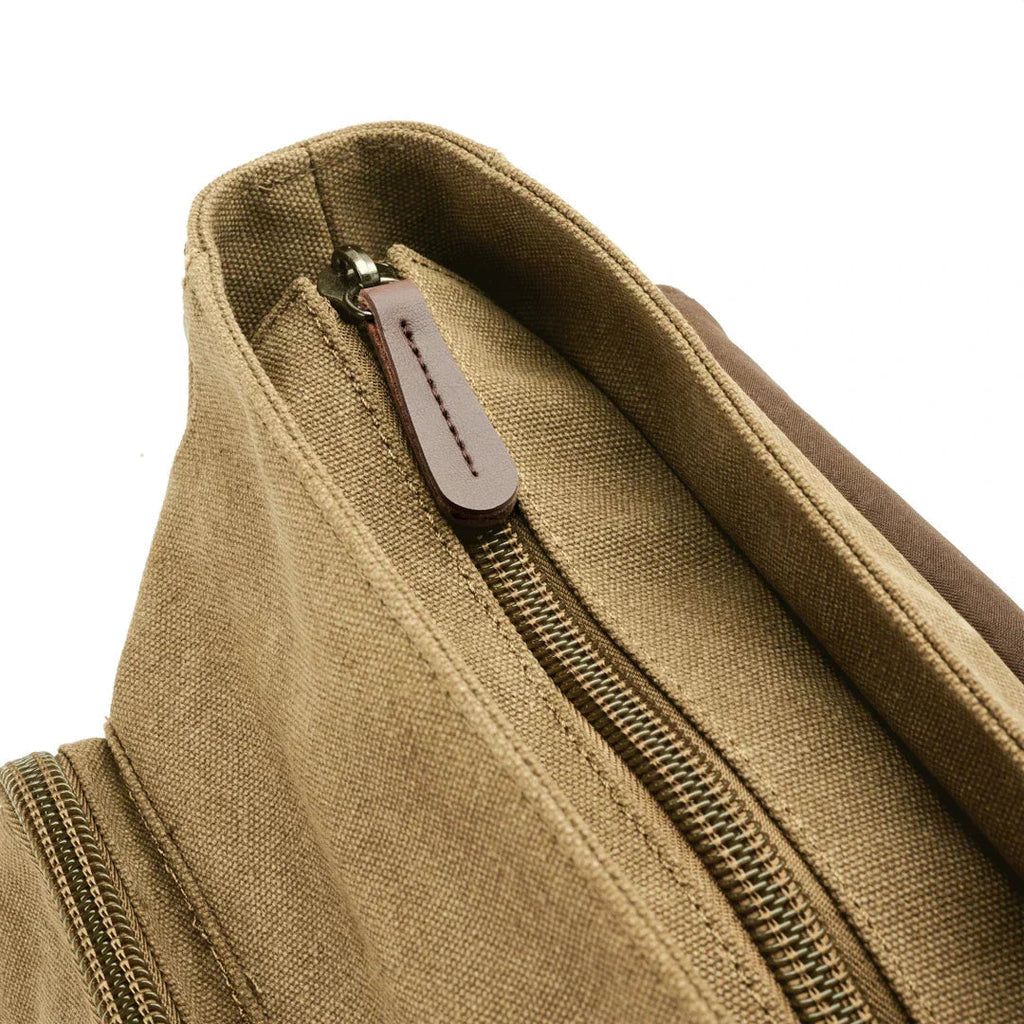 Stylish Canvas Shoulder Bag for Organized Travel - Esilora