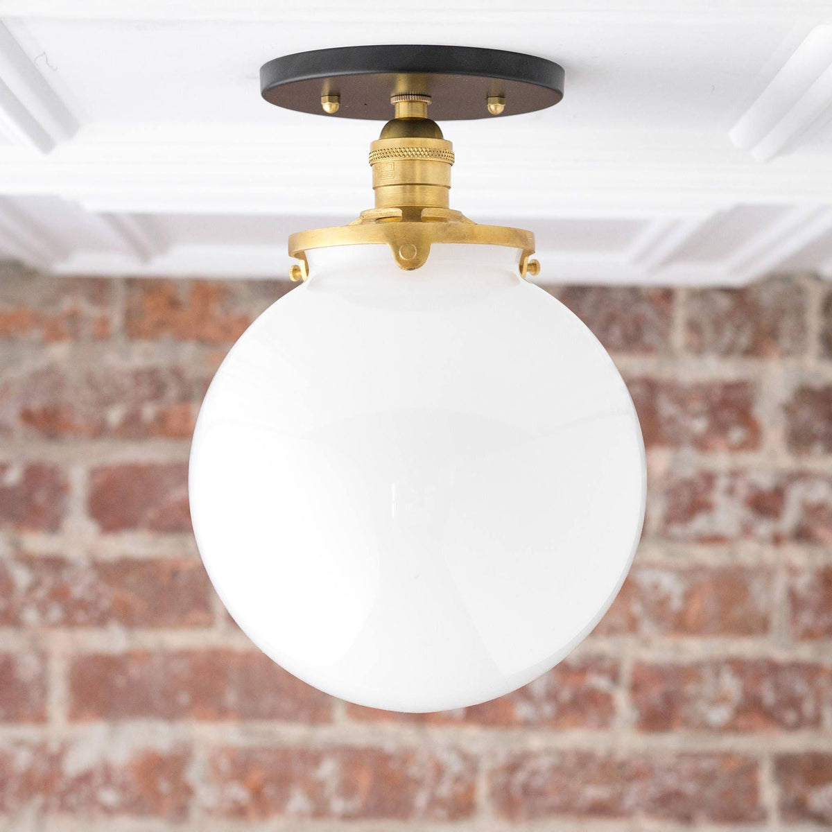 Glorica Opalglas-Halbdeckenleuchte – moderne Mid-Century-Leuchte für das Wohnzimmer | Esilora
