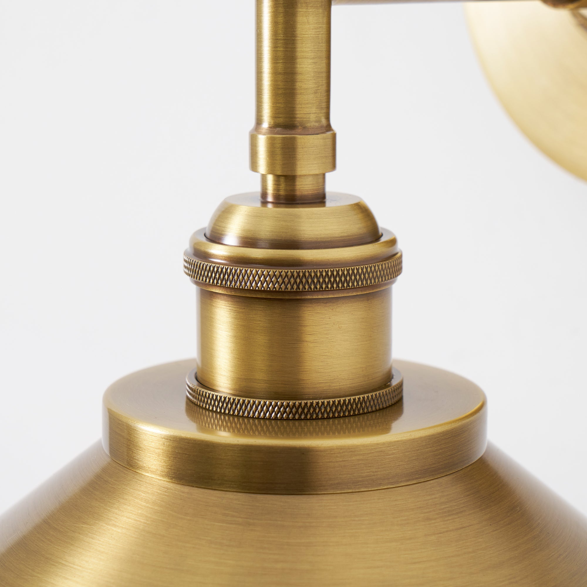Whizzer Wall Lamp | Esilora