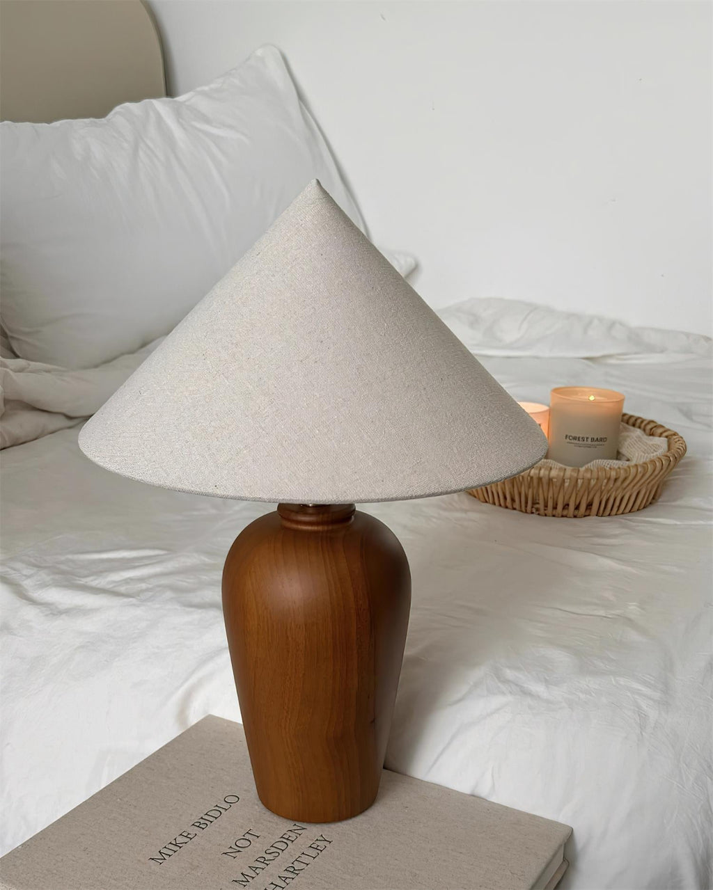 Brayden Wood Table Lamp | Esilora
