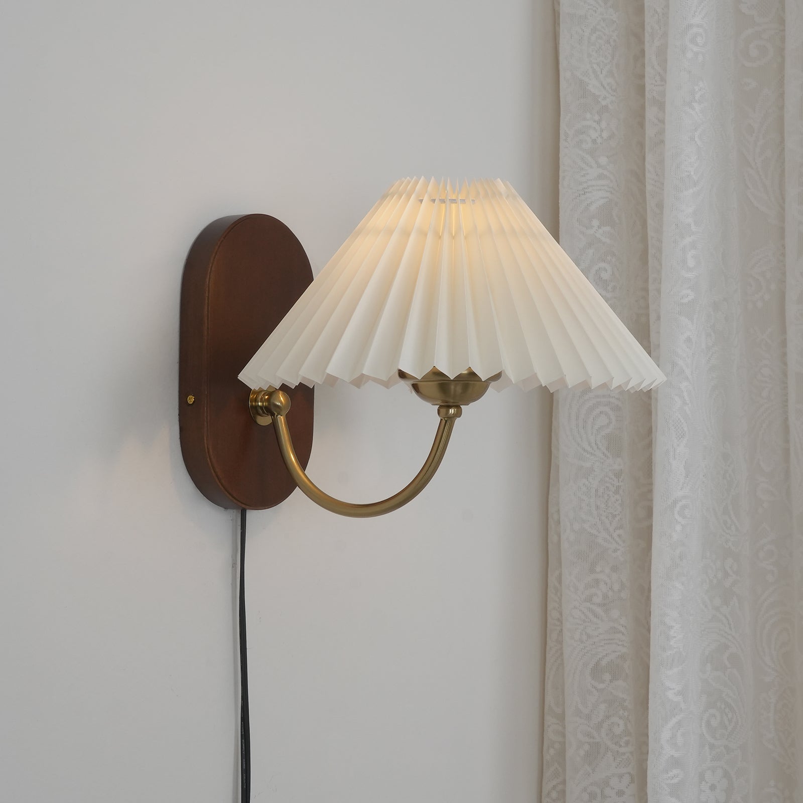 Louise Plug In Wall Lamp | Esilora