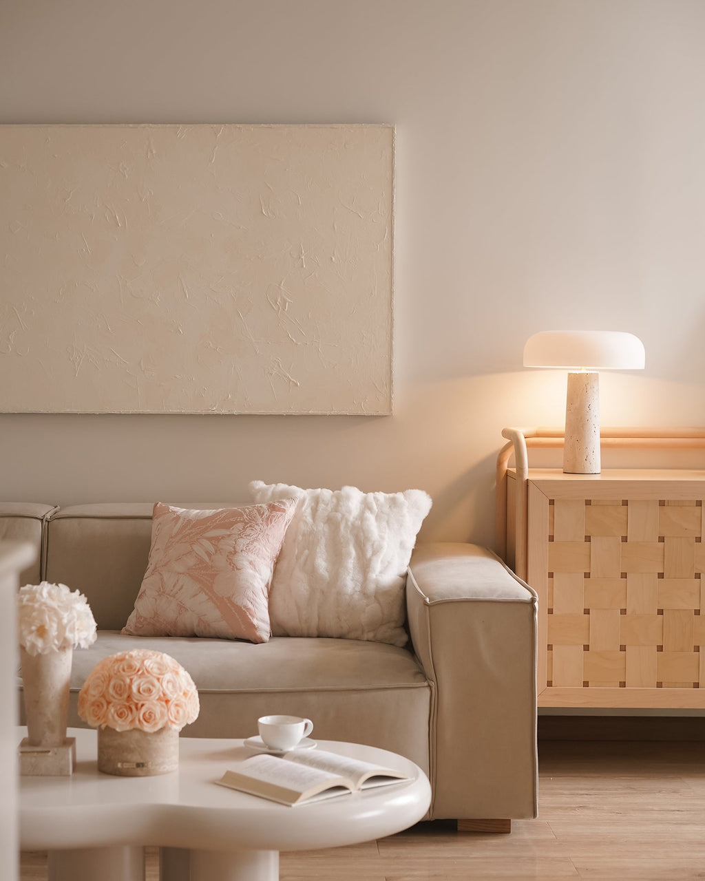 Kine Travertine Table Lamp | Esilora