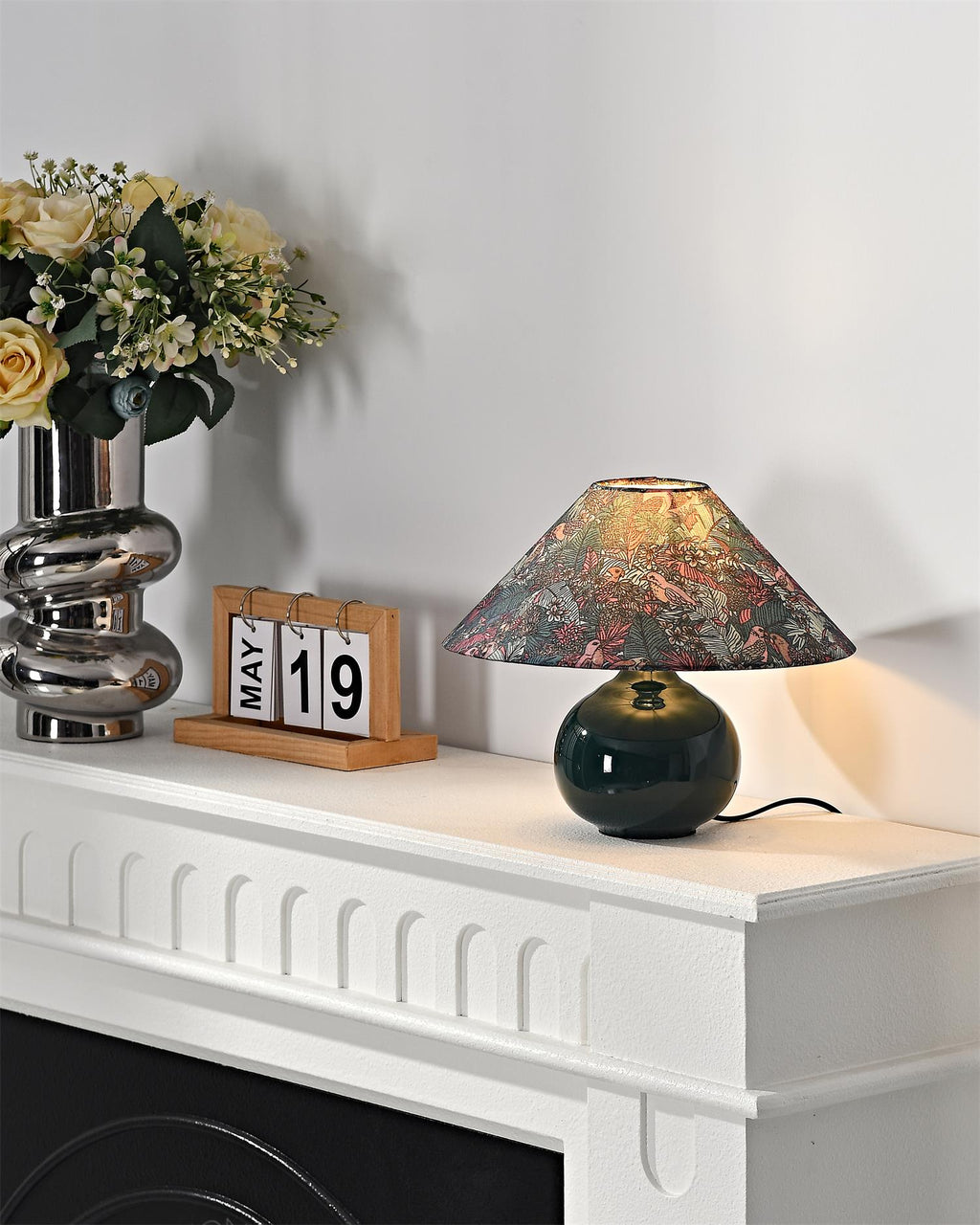 Kalinda Table Lamp | Esilora