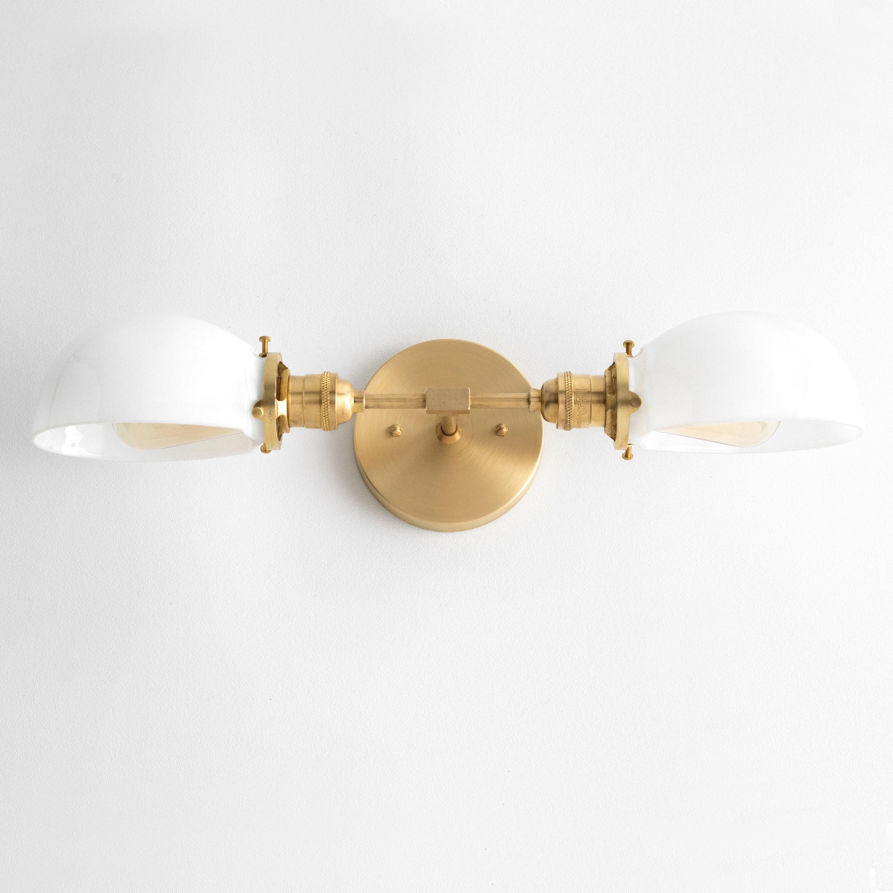 Ornato Luxe Art Deco Schminkspiegel-Wandleuchte – Opalglas-Wandlampe für Bad & Ankleidezimmer | Esilora