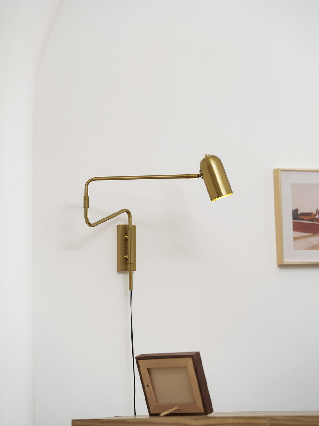 Adjustable Arm Plug In Wall Lamp | Esilora