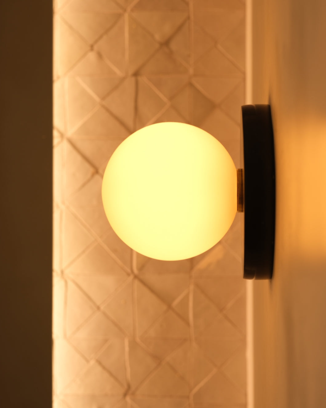 Lucie Flushmount Sconce | Esilora