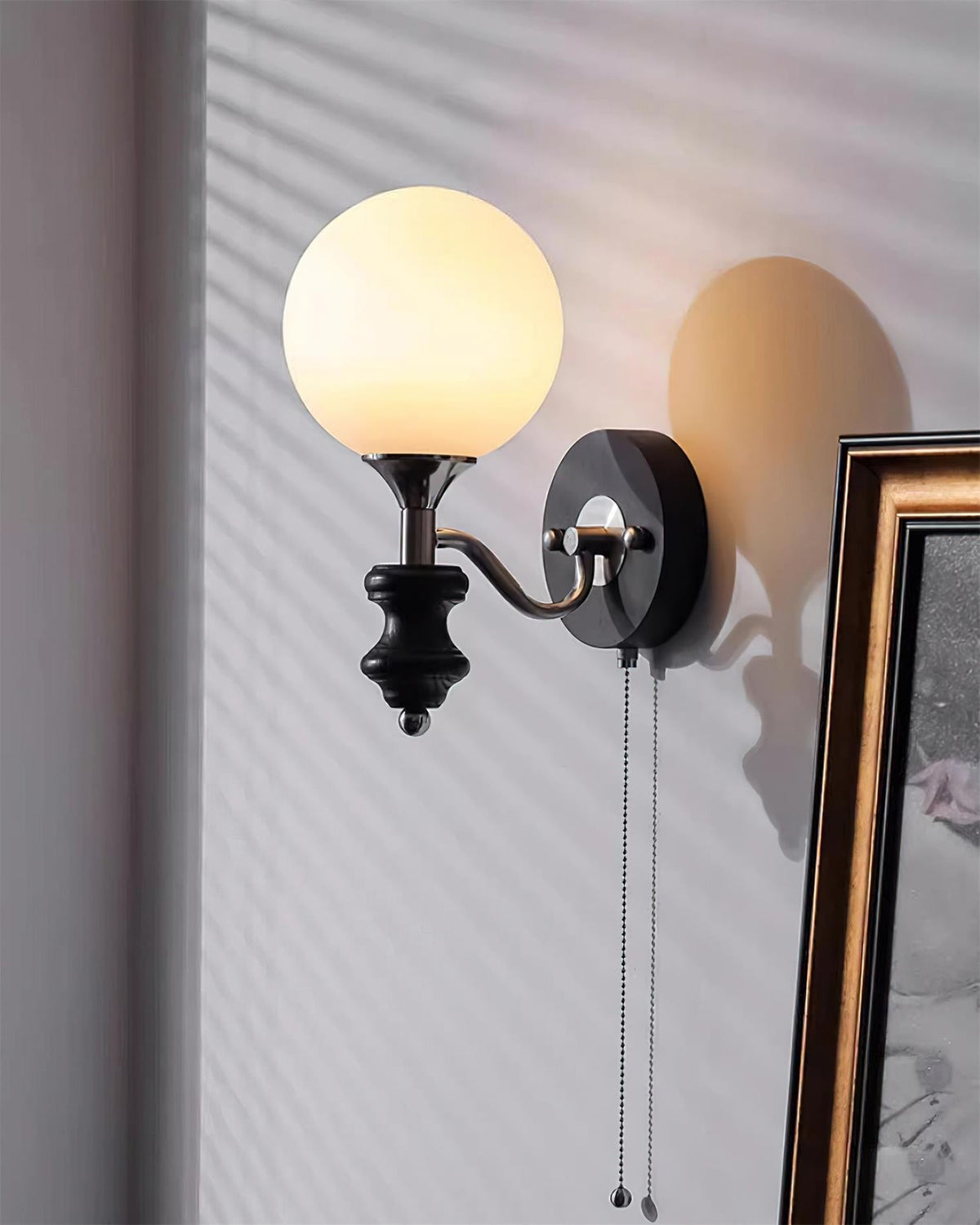 Grazian Wall Lamp | Esilora