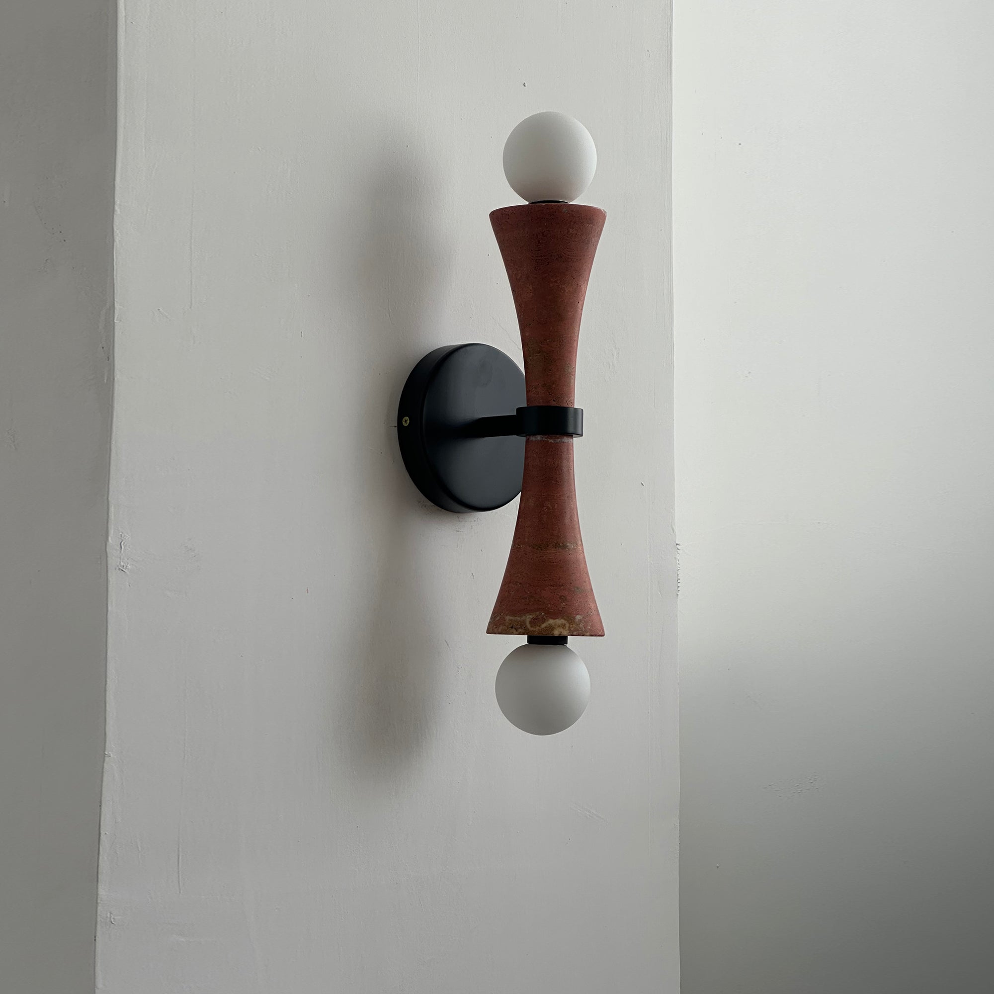 Moderne lineare Wandleuchte – Minimalistische LED-Leuchte für Schlafzimmer Wohnzimmer Flur | Esilora