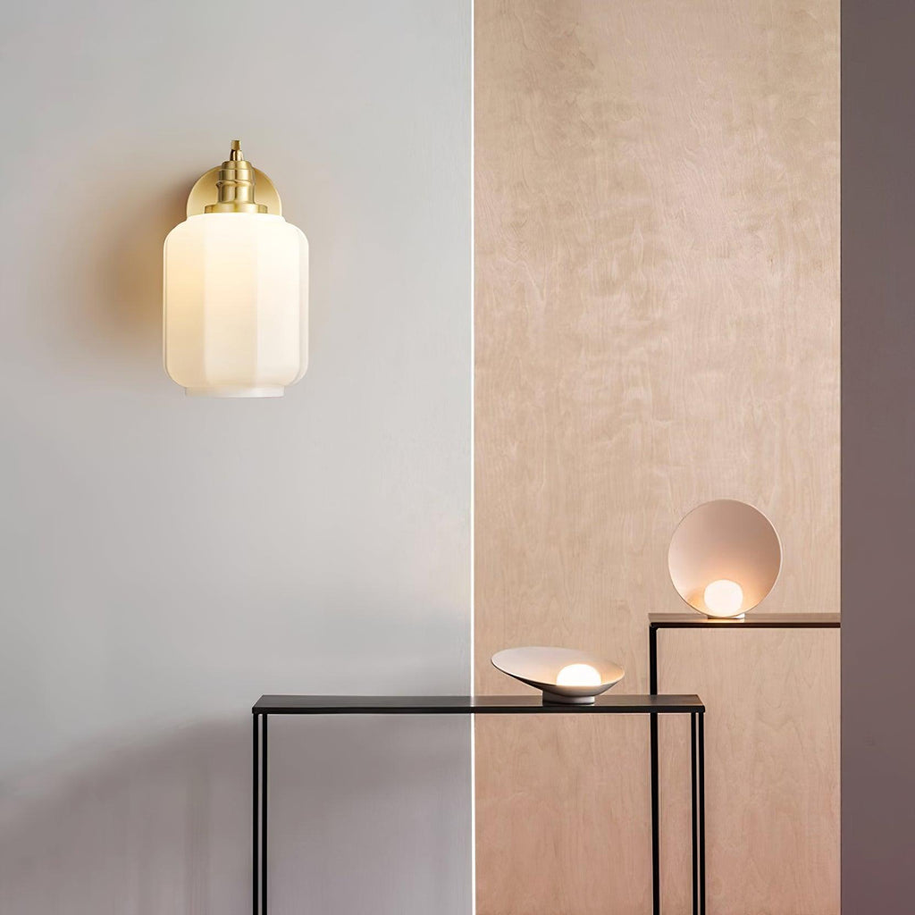 Henry Wall Lamp | Esilora