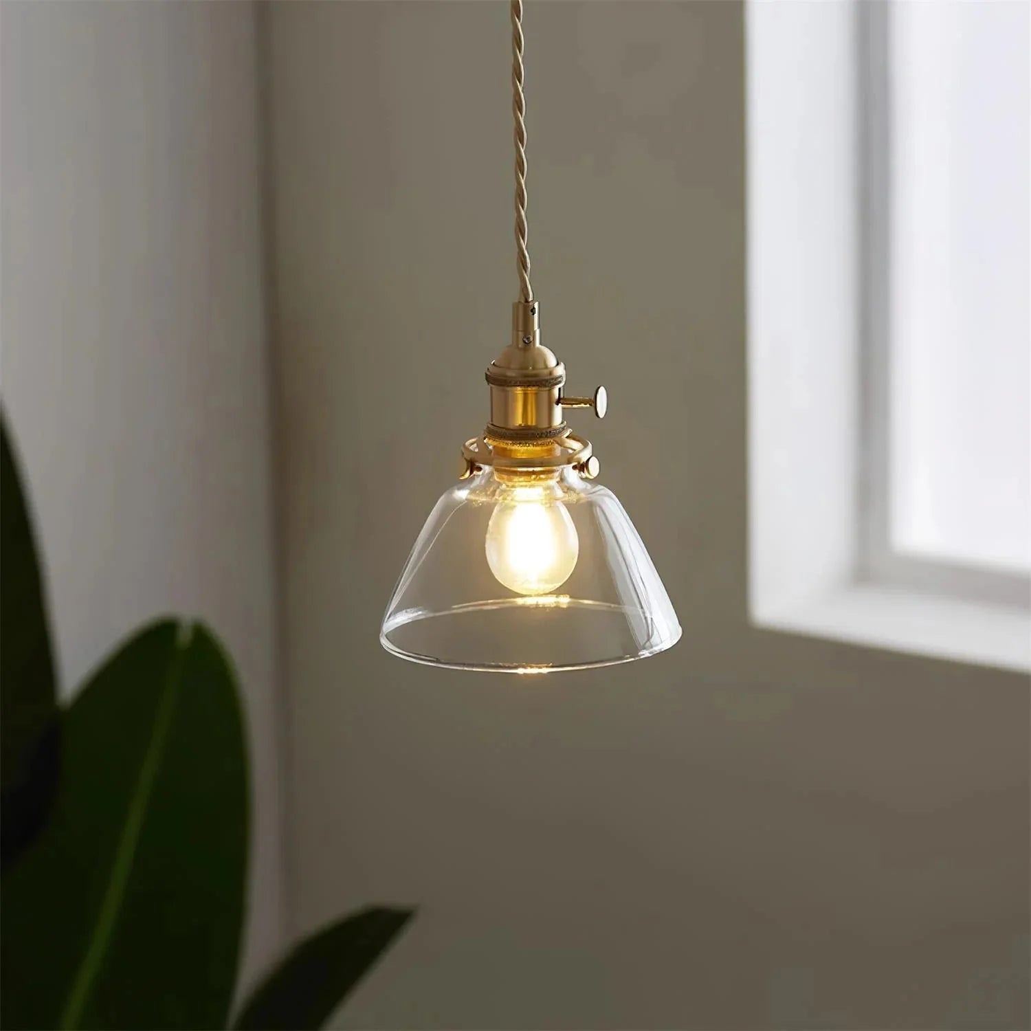 Candeeiro suspenso vintage Jasmine em latão e vidro | Esilora