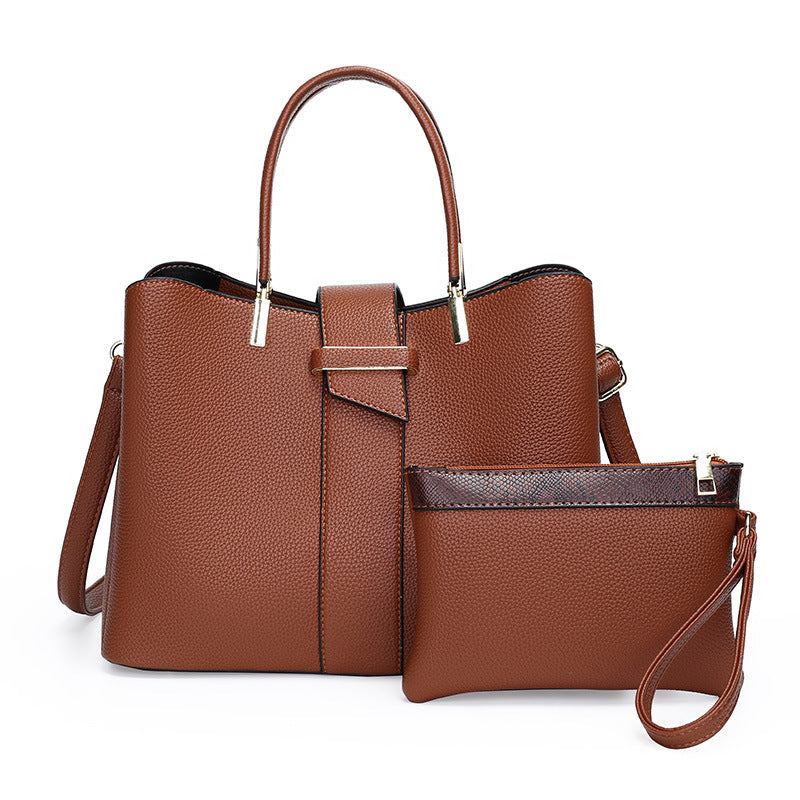 Sac à Main Structuré en Cuir Grainé avec Détails Métalliques et Bandoulière Amovible