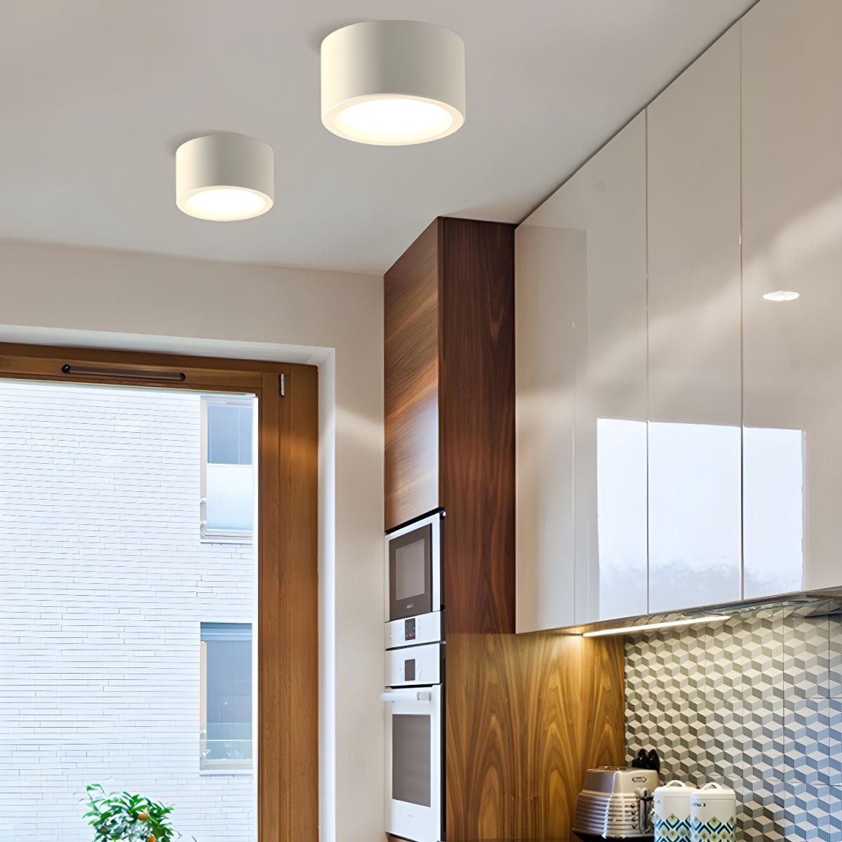 Lampă de tavan LED rotundă din metal — design modern minimalist