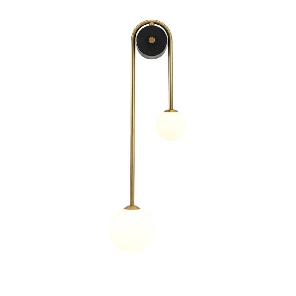 Lampada da parete moderna in ottone — design geometrico contemporaneo
