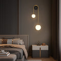 Lampada da parete moderna in ottone — design geometrico contemporaneo