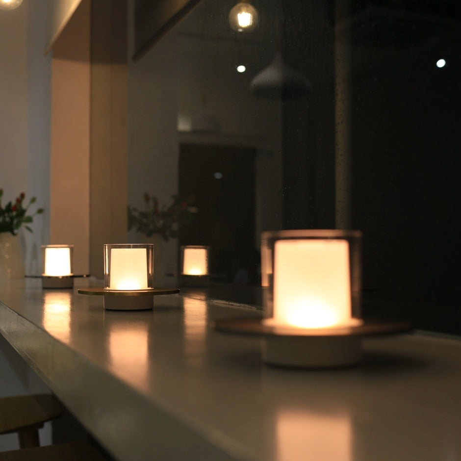 Modern LED Table Lamp — Metal Frame, Warm White