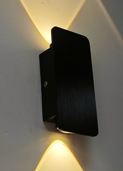 Modern Minimalist LED Wall Light — Black Aluminum Rectangle Sconce, 41 x 7 x 4.5 cm