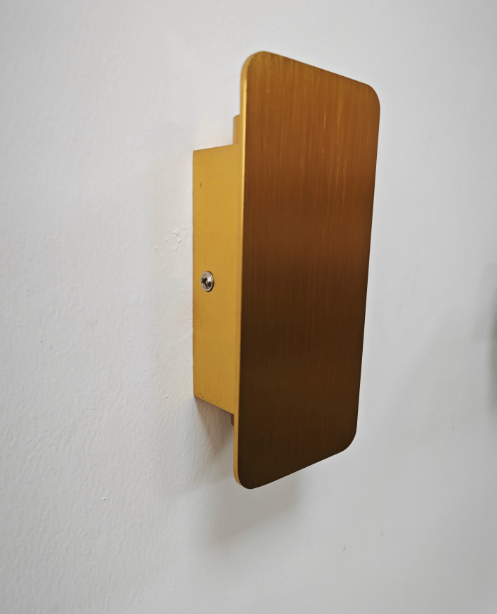 Modern Minimalist LED Wall Light — Black Aluminum Rectangle Sconce, 41 x 7 x 4.5 cm