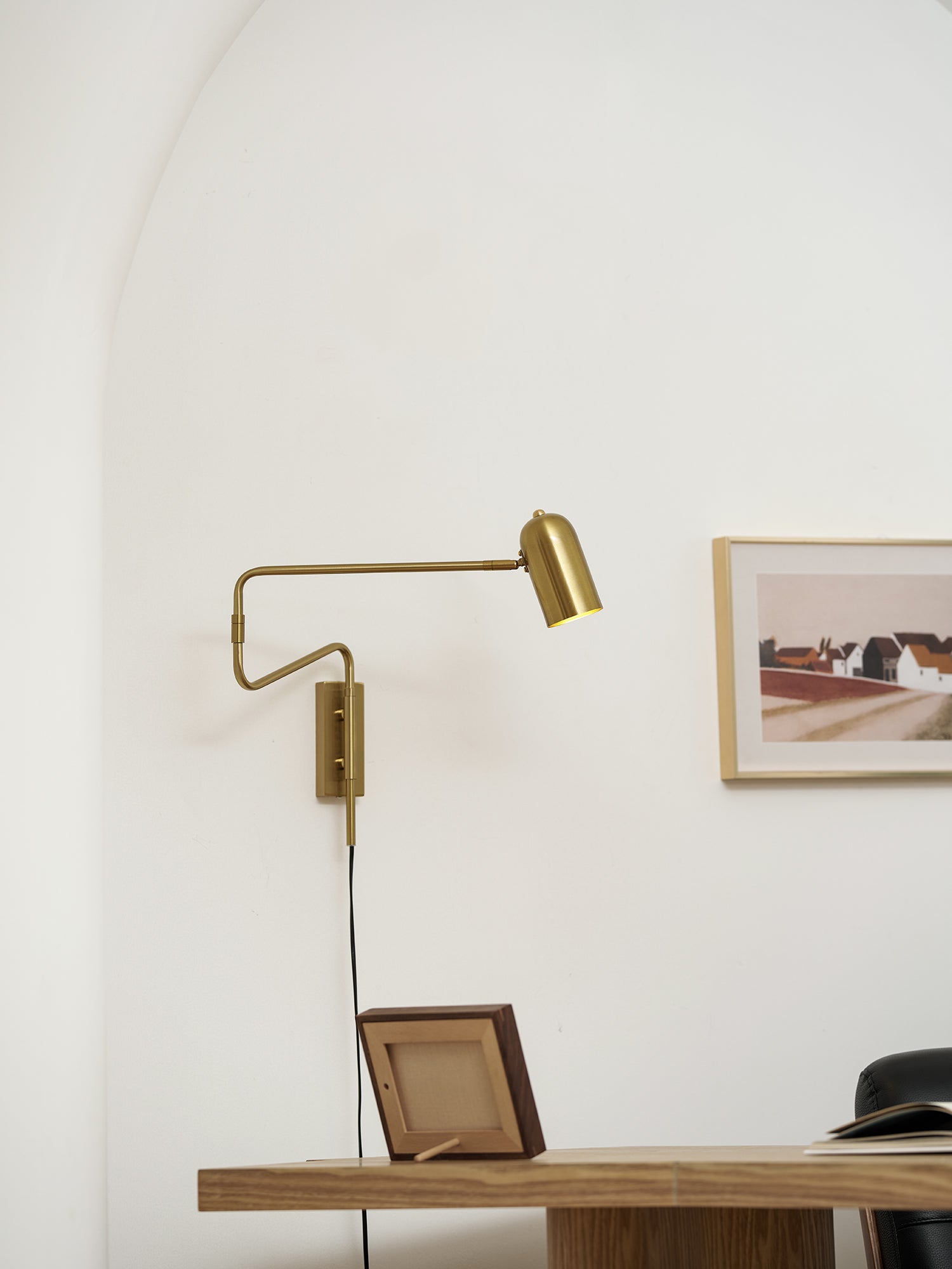 Adjustable Arm Plug In Wall Lamp | Esilora