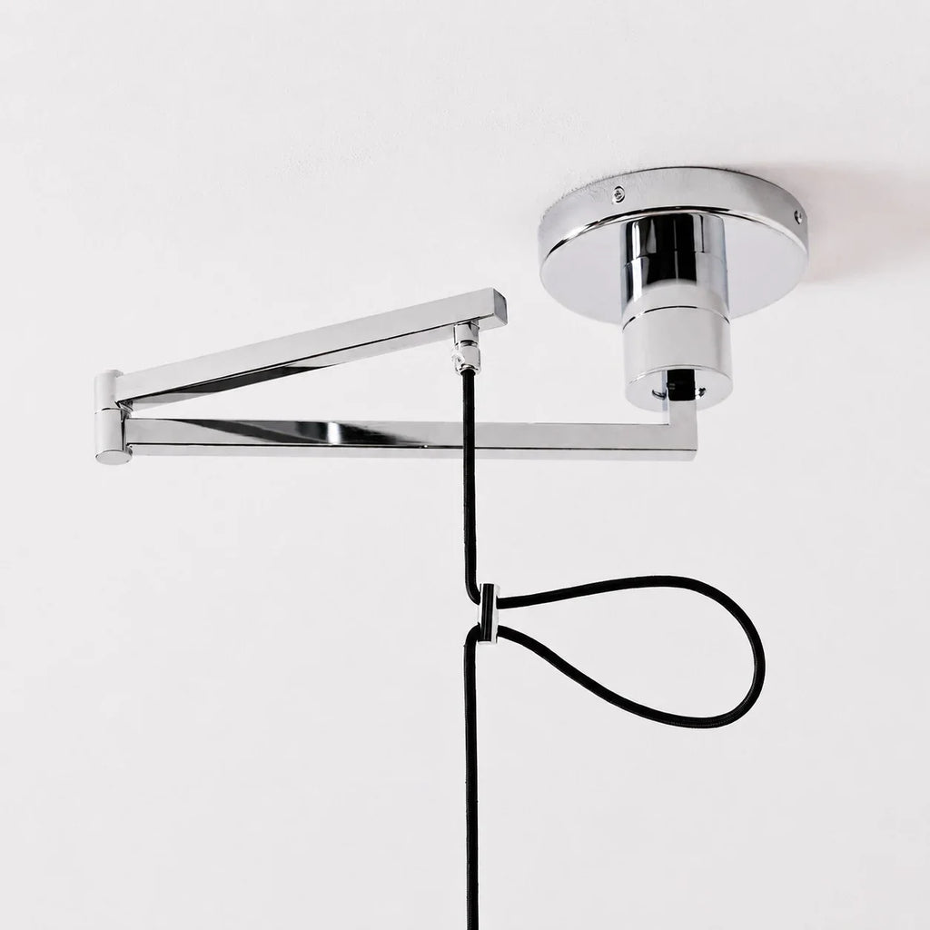 Industrielle Bauhaus-Pendelleuchte mit verstellbarem Arm in poliertem Chrom | Esilora