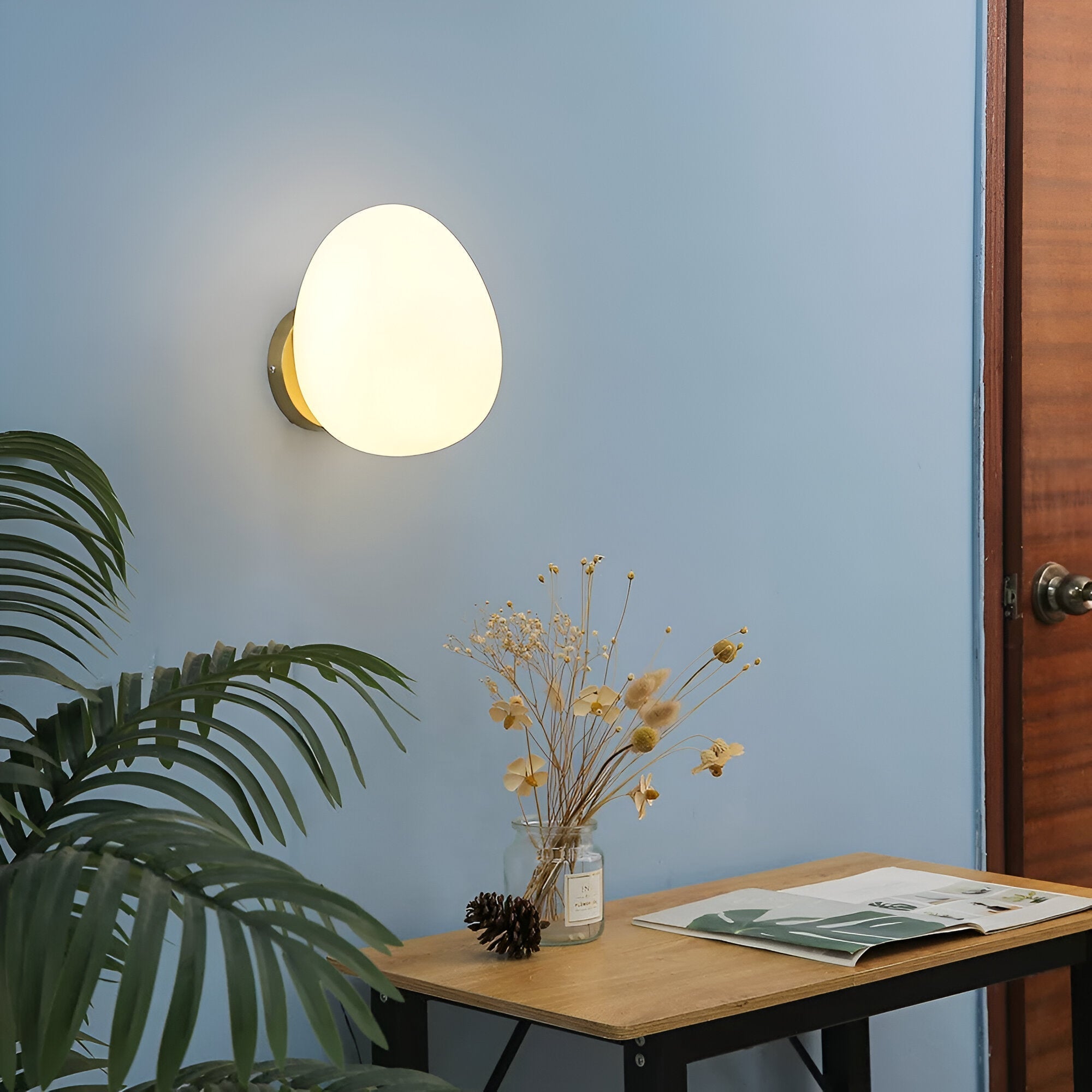 Arianne Nordic Glass Shade Wall Light | Esilora