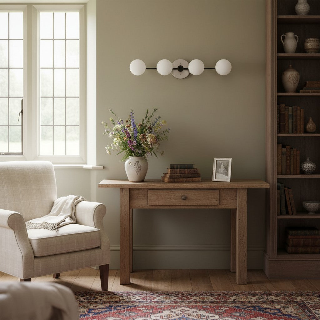 Lampada da parete Glorica Glass in metallo minimalista con barra e globo per toeletta — Lampada a globo da parete per spogliatoio e bagno | Esilora
